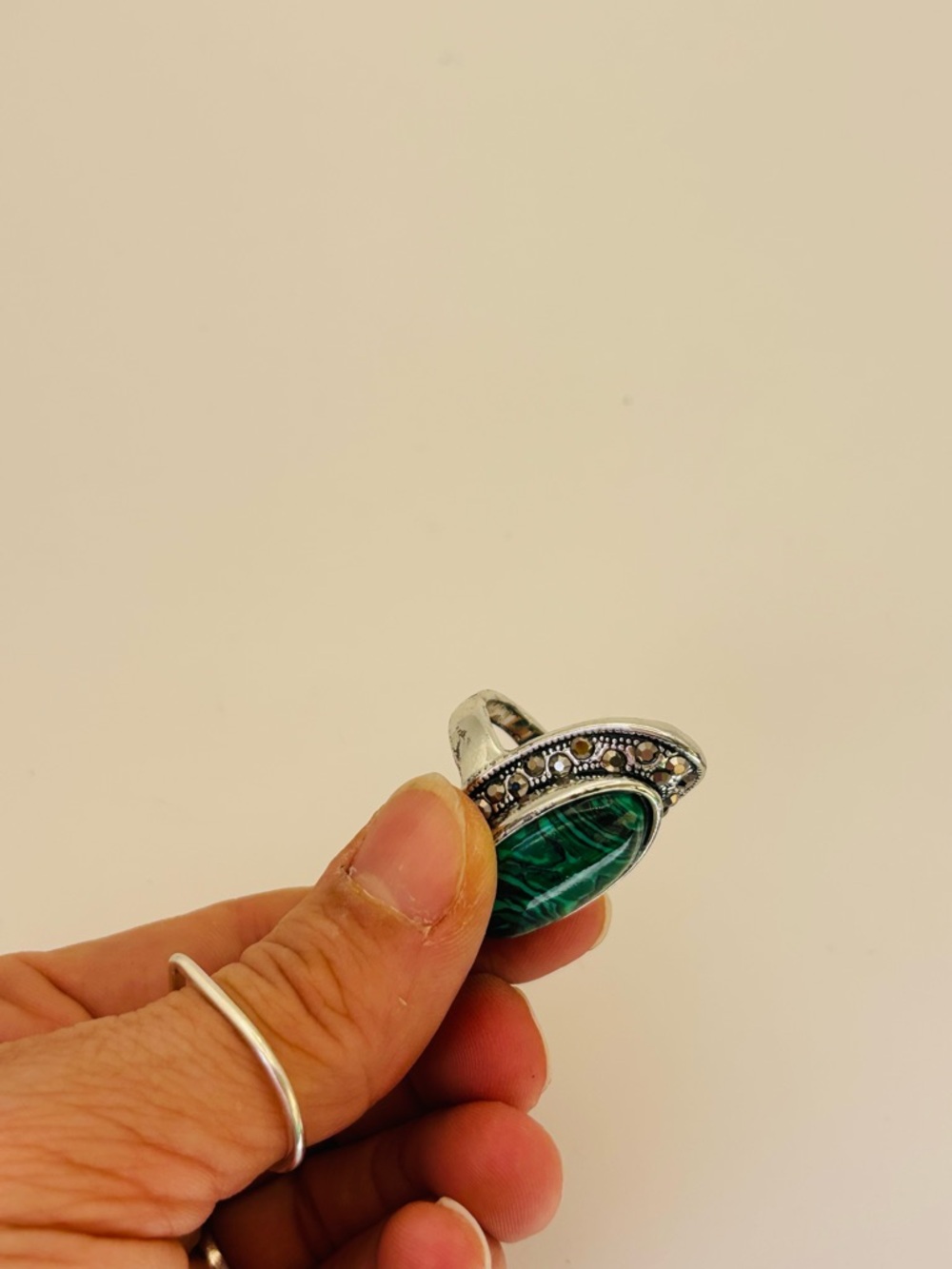 Statement Green Malachite Ring – Size 9, Silver-Tone Band - Picture 7 of 10